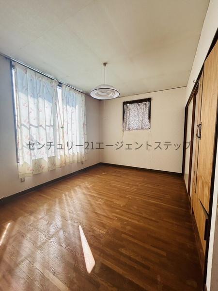西都市大字三納の中古一戸建て
