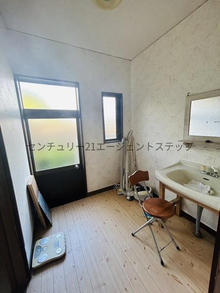 西都市大字三納の中古一戸建て