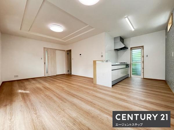 宮崎市清武町今泉甲の中古一戸建て(リビング)