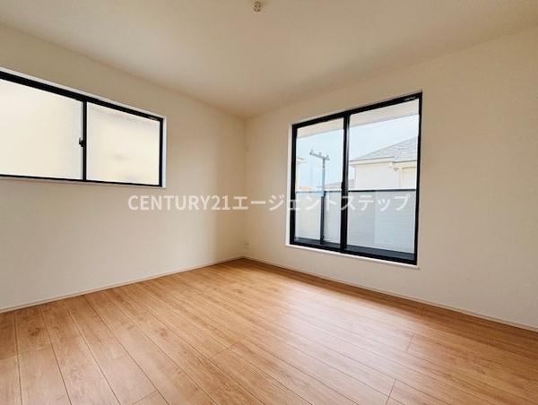 島之内9期 A号棟(寝室)