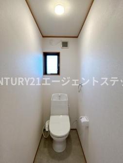 西都市大字岡富の中古一戸建て