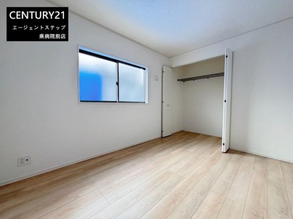 北諸県郡三股町五本松第1　新築