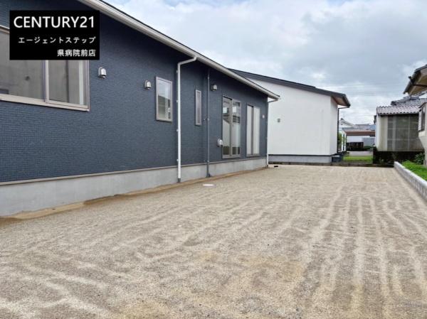 北諸県郡三股町五本松第1　新築