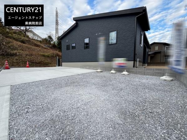桜ヶ丘町　新築