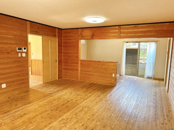 西都市大字鹿野田の中古一戸建て