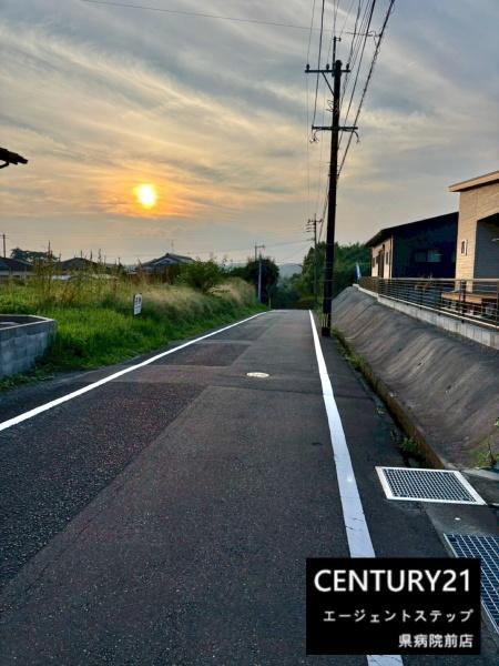 曽於市末吉町諏訪方の新築一戸建