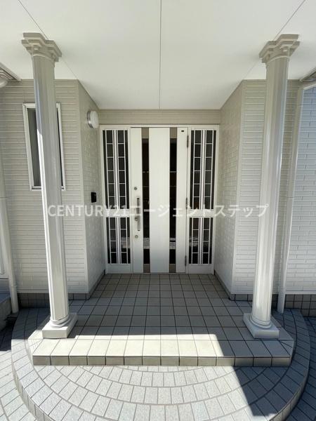 宮崎市小松台北町の中古一戸建て(玄関)