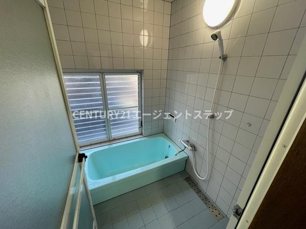 宮崎市小松台北町の中古一戸建て(バルコニー)