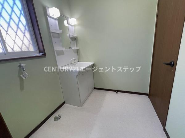 宮崎市小松台北町の中古一戸建て(洗面台・洗面所)