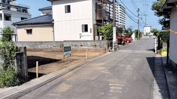 宮崎市大字芳士の土地(前面道路含む現地写真)