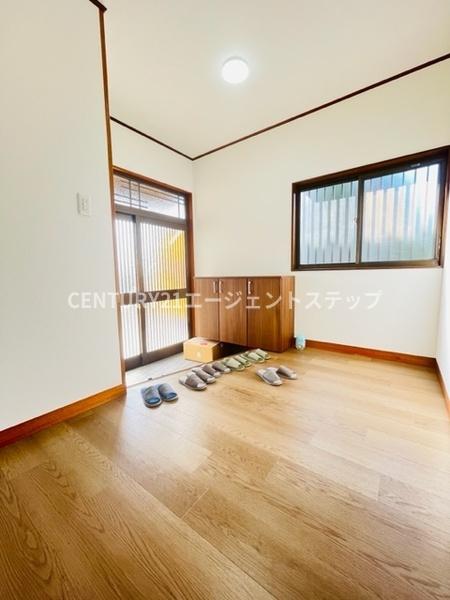 宮崎市高岡町下倉永の中古一戸建て(玄関)