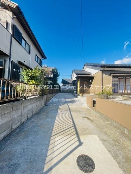 宮崎市高岡町下倉永の中古一戸建て(駐車場)