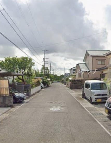 宮崎市高岡町下倉永の中古一戸建て(前面道路含む現地写真)