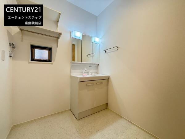 大塚町窪田モデル　新築
