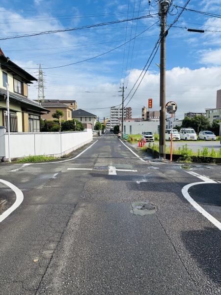 大橋2丁目A号棟 新築(前面道路含む現地写真)
