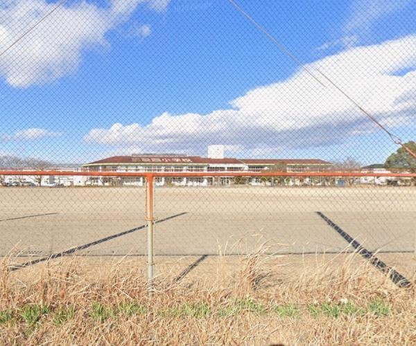 三股町9B　新築(三股町立三股西小学校)