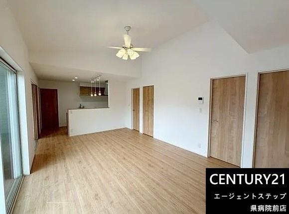 三股町11　新築