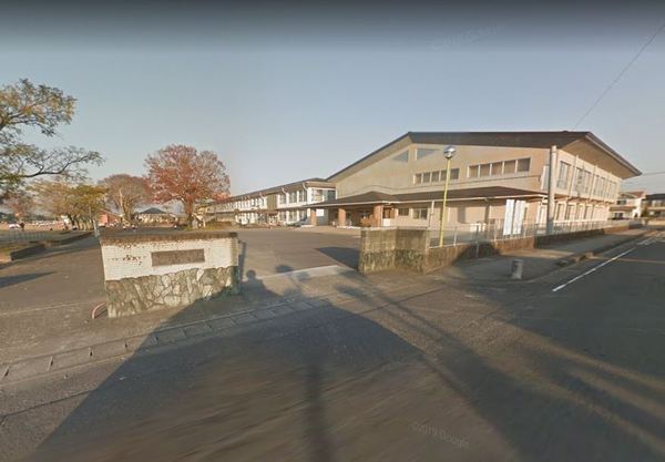 北諸県郡三股町大字長田の土地(三股町立梶山小学校)