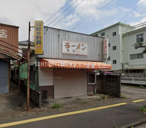 西都市妻町店舗付き住宅