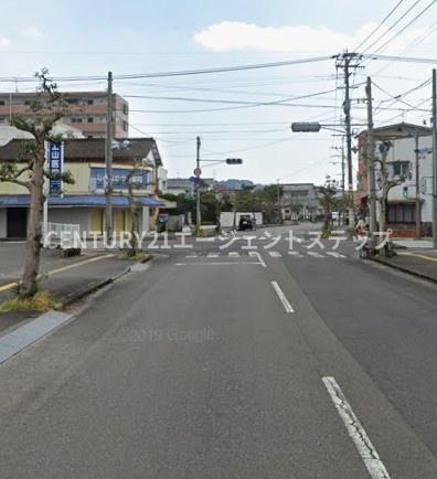 西都市妻町店舗付き住宅