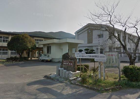 日南市大堂津３丁目の土地(日南市立細田中学校)