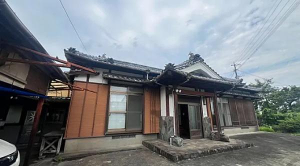 西都市大字鹿野田の中古一戸建