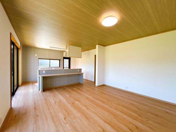 田野町甲中古