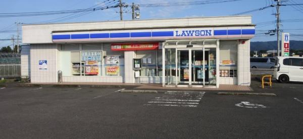 クレイドルガーデン都城市高木町第2-2号棟(ローソン都城インター店)