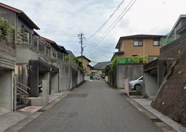 薫る坂2丁目中古