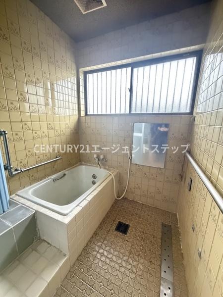 西諸県郡高原町大字西麓の中古一戸建て