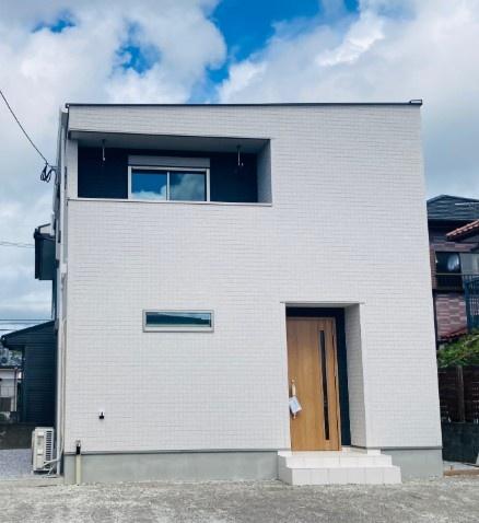 大塚町窪田モデル　新築