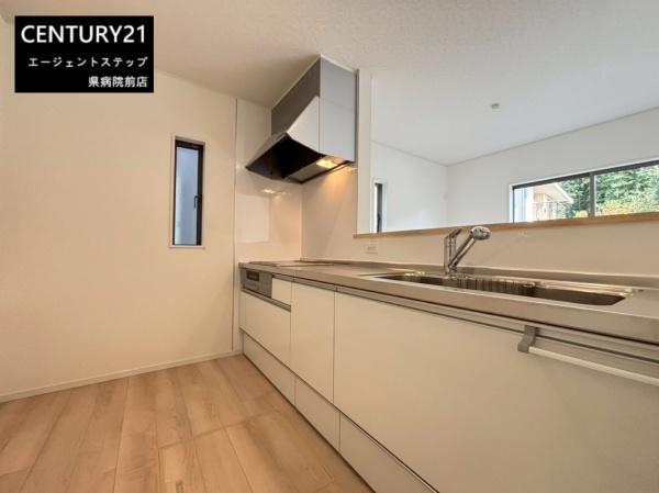 クレイドルガーデン国富町本庄第3　2号棟　新築