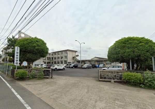 都城市金田町の新築一戸建(都城市立沖水中学校)