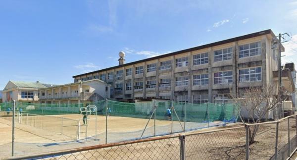 都城市南鷹尾町の中古一戸建て(都城市立五十市中学校)