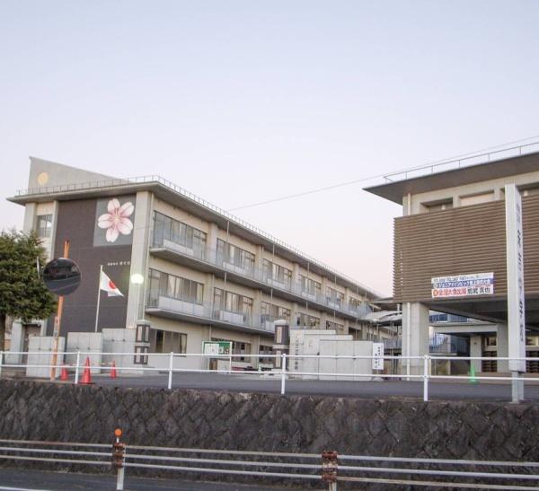 曽於市末吉町深川の中古一戸建て(曽於市立末吉中学校)