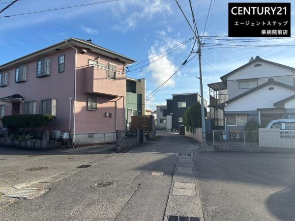 クレイドルガーデン吉村町第11-1号棟