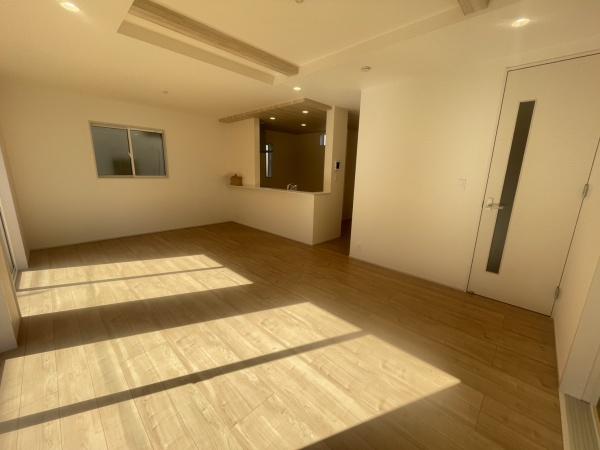 【新築】八王子市上柚木全２棟　１号棟