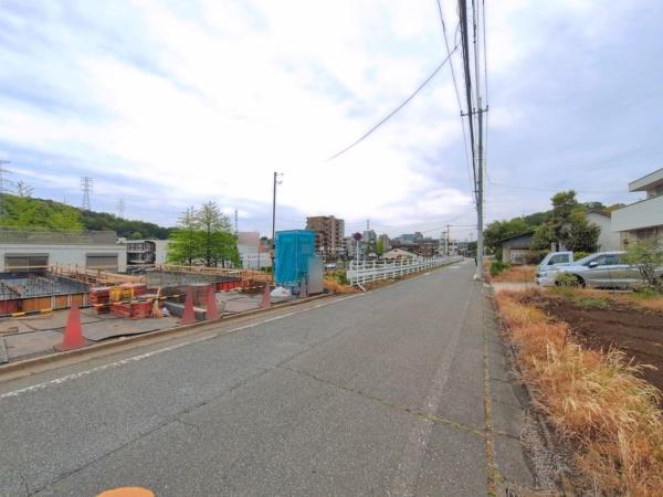 多摩市乞田全３棟・３号棟