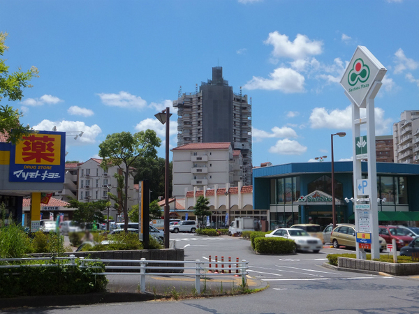 パークフィーネ南大沢４番館　８階(マツモトキヨシ南大沢店)