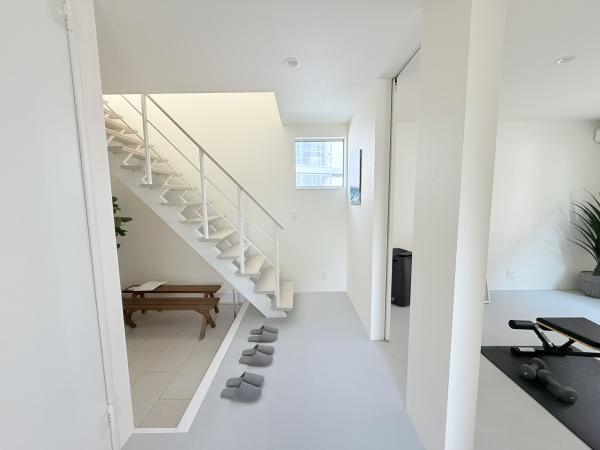 唐津市元石町の中古一戸建て(玄関)