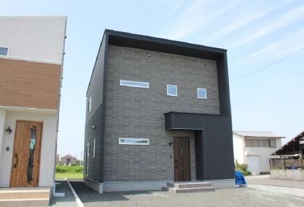 東唐津小学校西1