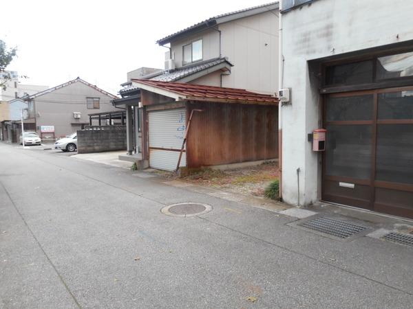 富山市神通町３丁目の土地