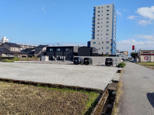 富山市掛尾町の土地