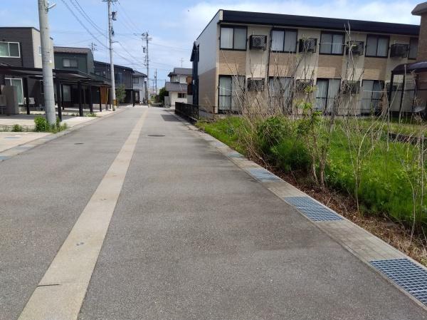 富山市上八日町の土地