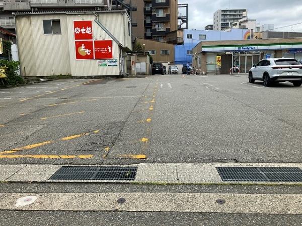 中央通りの店舗・作業場