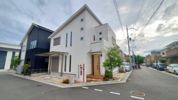 茨木市三島丘1丁目　中古戸建