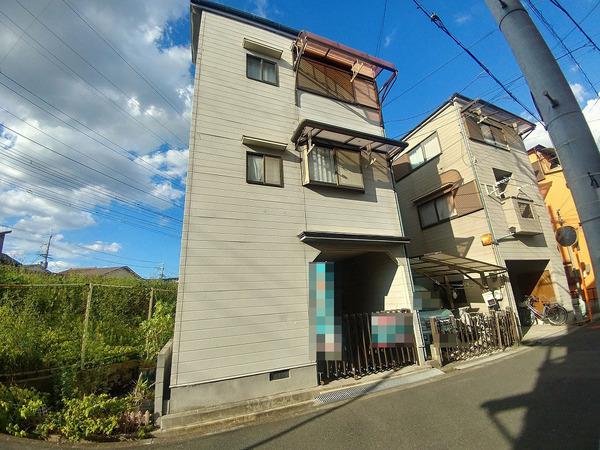 茨木市東奈良１丁目の中古一戸建て