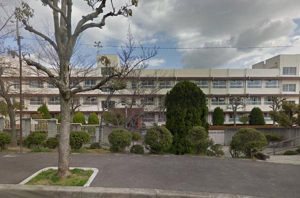 茨木市北春日丘２丁目の土地(茨木市立西小学校)