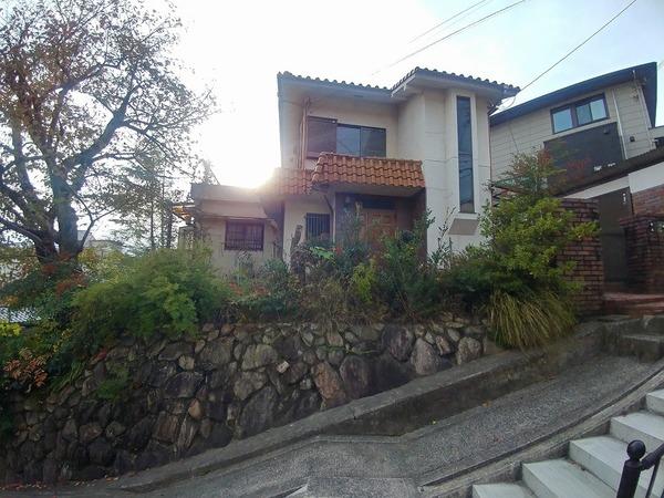 茨木市北春日丘2丁目　条件無し売土地