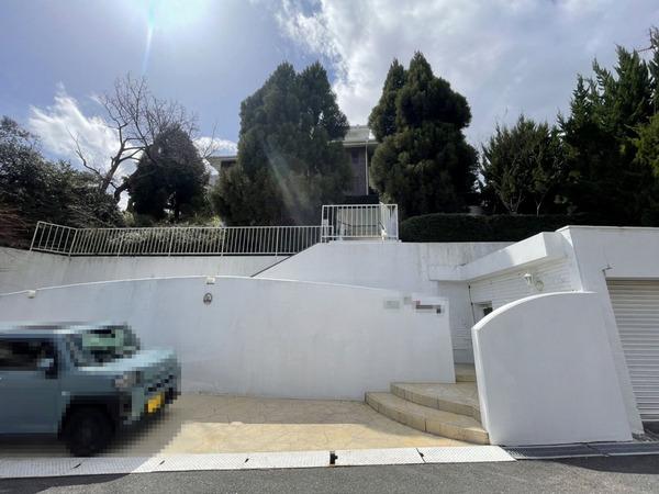 茨木市北春日丘3丁目　中古戸建